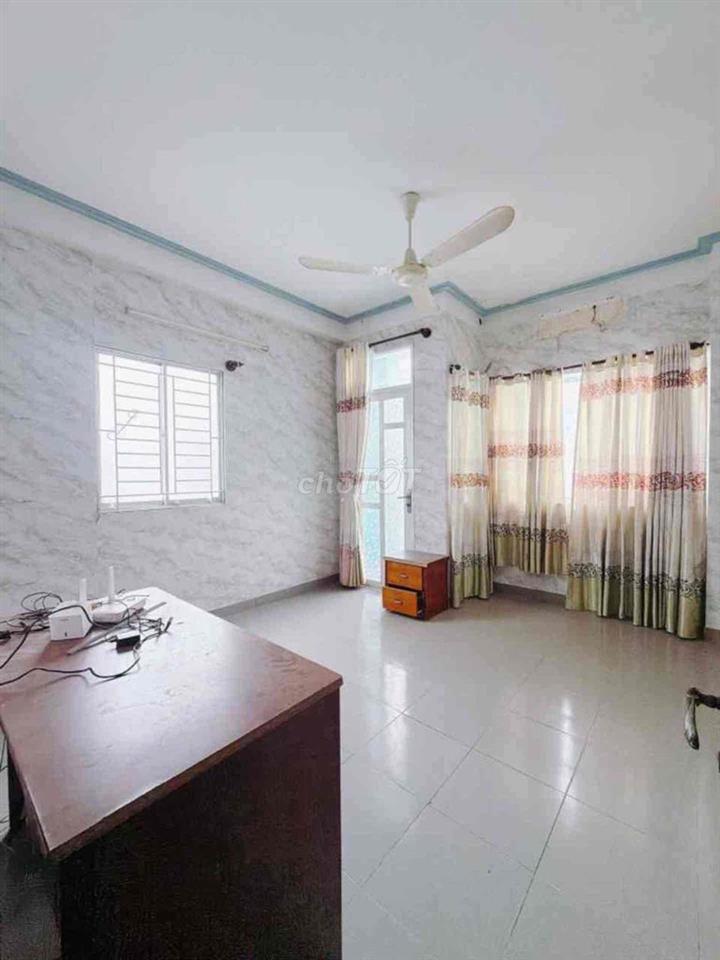 HOT 8 TRIỆU 4PN-HẺM XE HƠI