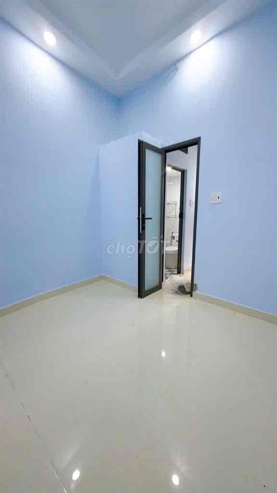 HOT 8 TRIỆU 4PN-HẺM XE HƠI
