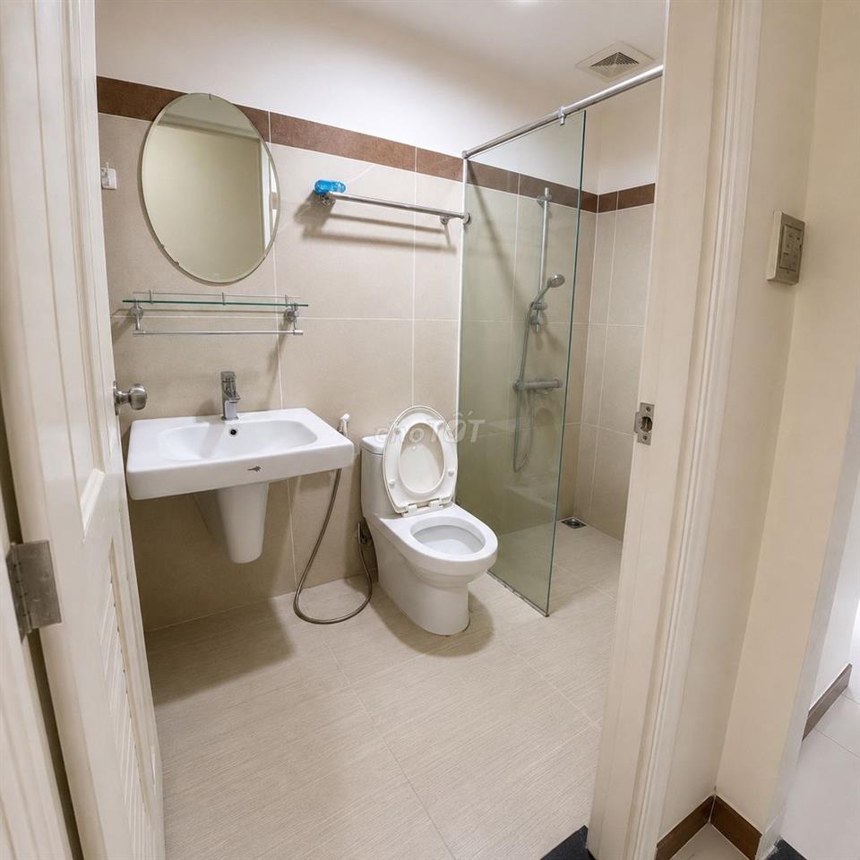 CHO THUÊ CĂN GÓC SIÊU MÁT 9 TRIỆU 80m2 ĐỨC KHẢI ERATOWN – QUẬN 7