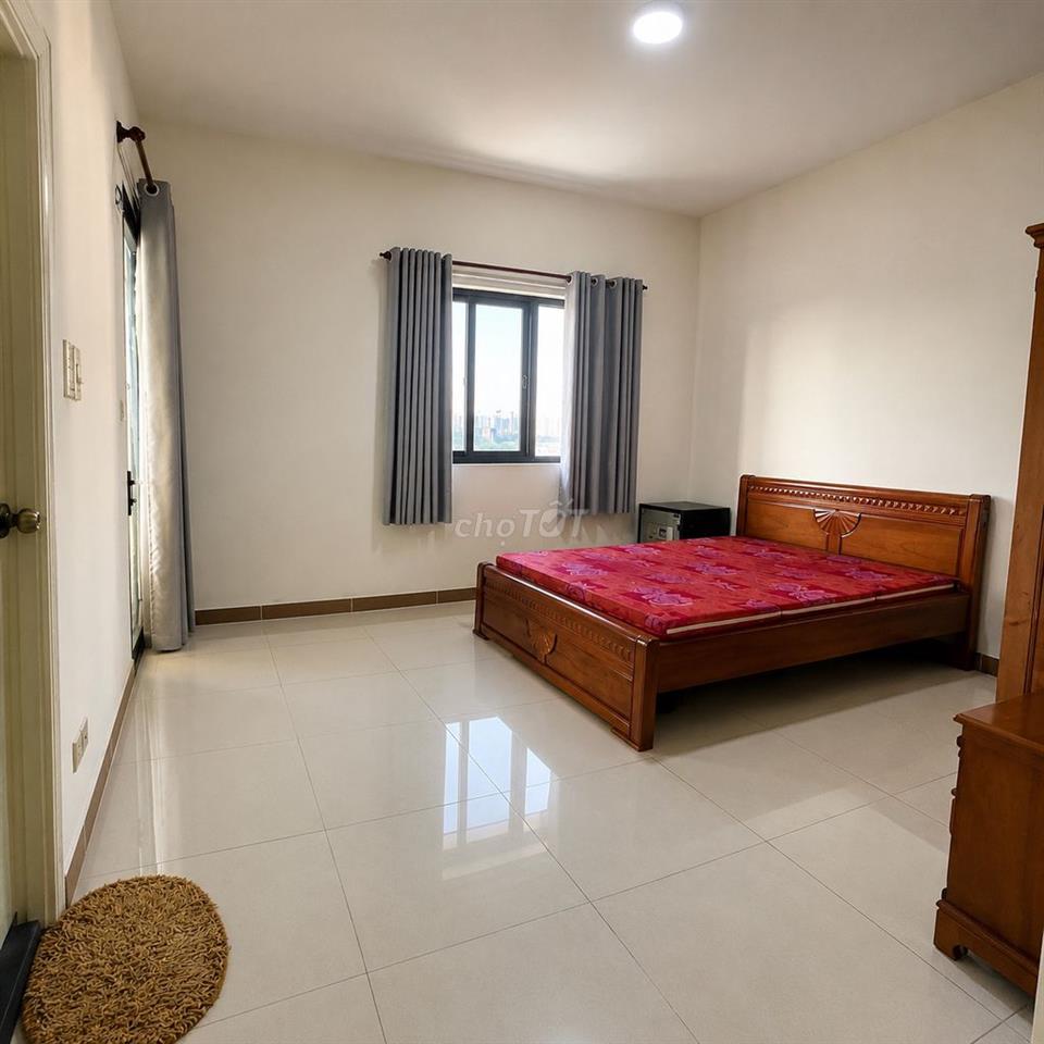 CHO THUÊ CĂN GÓC SIÊU MÁT 9 TRIỆU 80m2 ĐỨC KHẢI ERATOWN – QUẬN 7