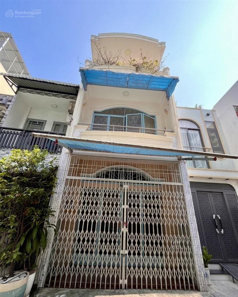 Bán nhà 3 tầng, 55m2,trung tâm quận 6, sát chợ cây gõ ,chỉ 6.38 tỷ.