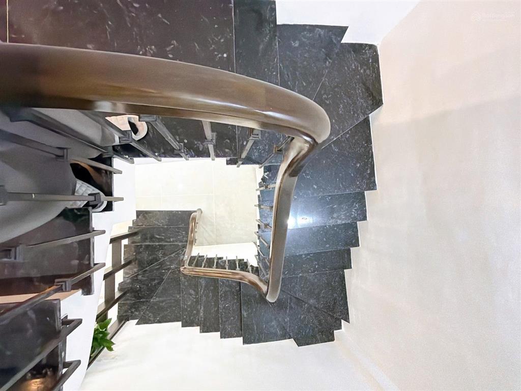 9 tỷ nhà mới 36m2 4 tầng ngã tư sở 2 khách đang xem gọi ngay