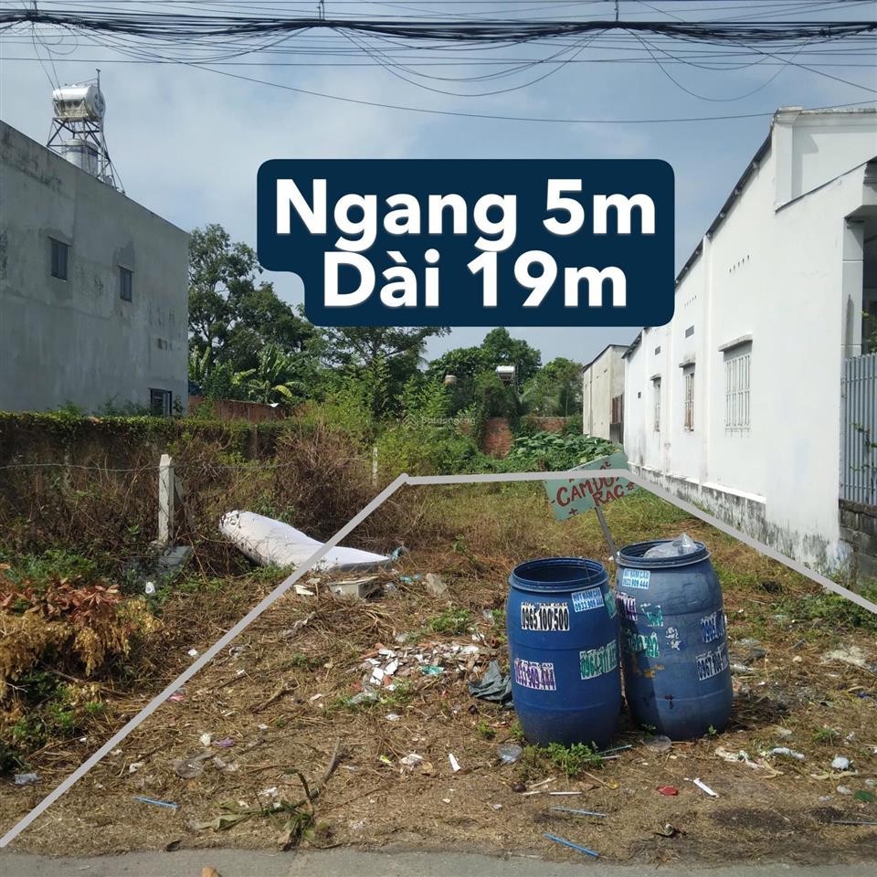 Tôi có lô đất cần bán gấp ở đường nguyễn văn khạ thị trấn củ chi 122m2 giá 1 tỷ 2 sổ hồng riêng