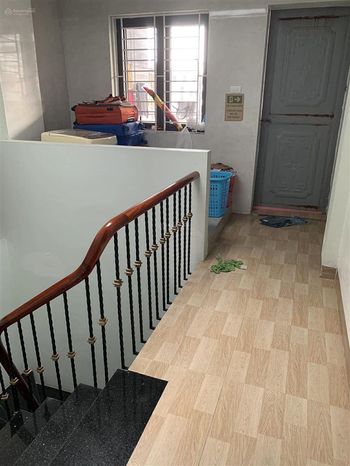 Chính chủ bán nhà riêng. nhà xây dựng cẩn thận, đẹp, hài hòa, các bản vẽ xây dựng, điện có đủ