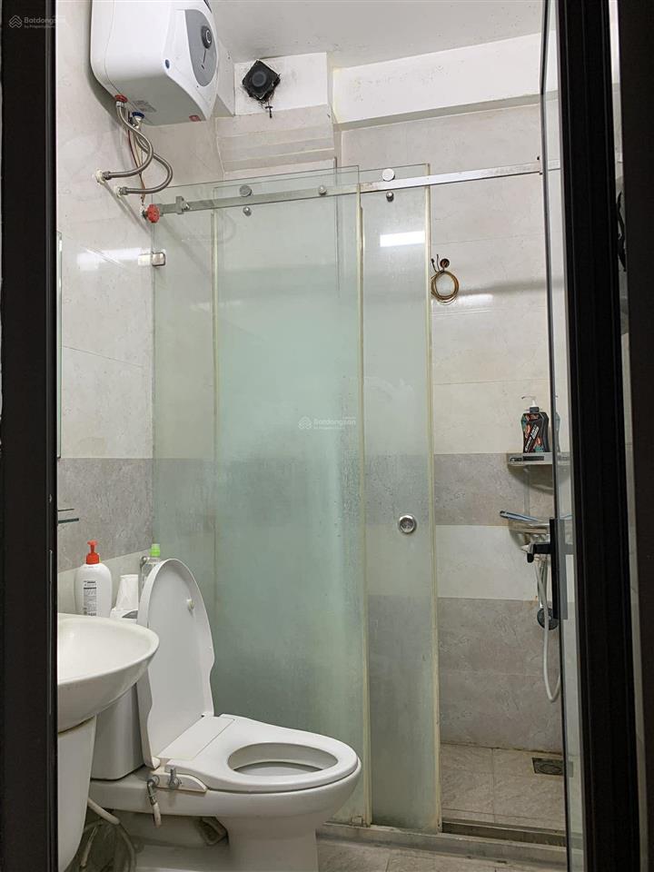 Chính chủ bán nhà riêng. nhà xây dựng cẩn thận, đẹp, hài hòa, các bản vẽ xây dựng, điện có đủ