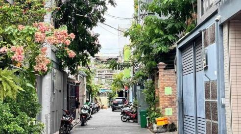 Nhà lê văn sỹ hxh 30m2 khu trung tâm