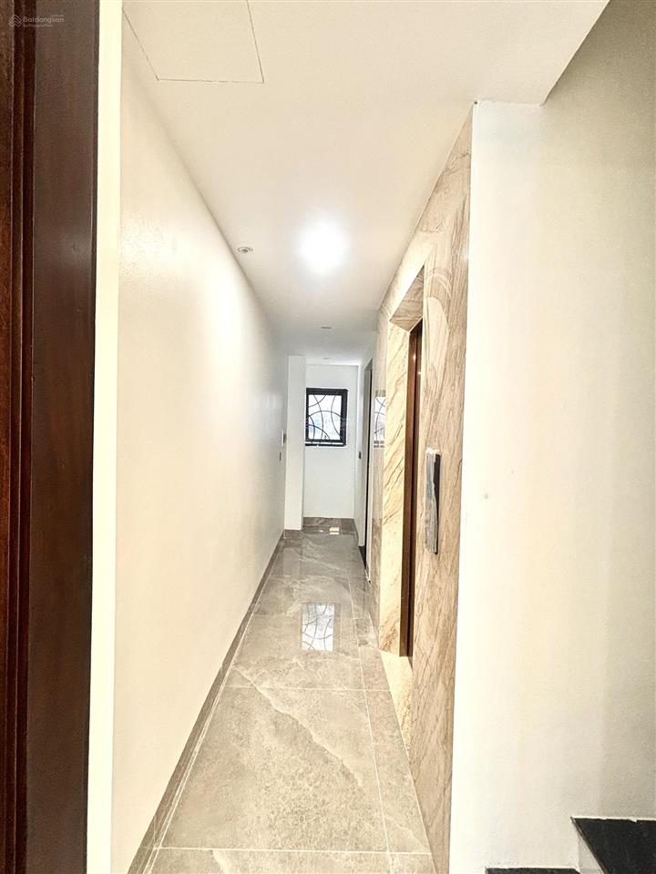 Cho thuê nhà mới 100% gần hoàn kiếm 5 phút kd/vp/studio, thang máy, ô tô tận cửa