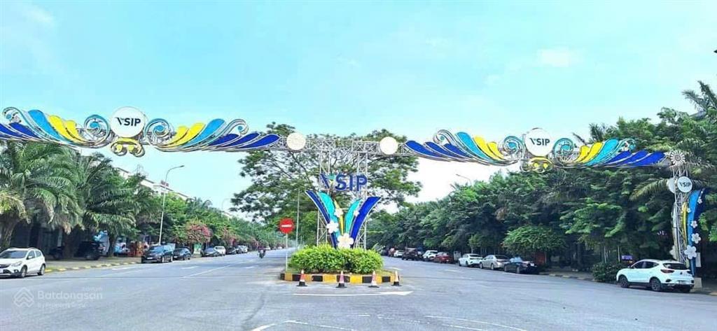 Bán nhanh shophoue 90m hoàn thiện full nội thất centa city, đang có dòng tiền cho thuê