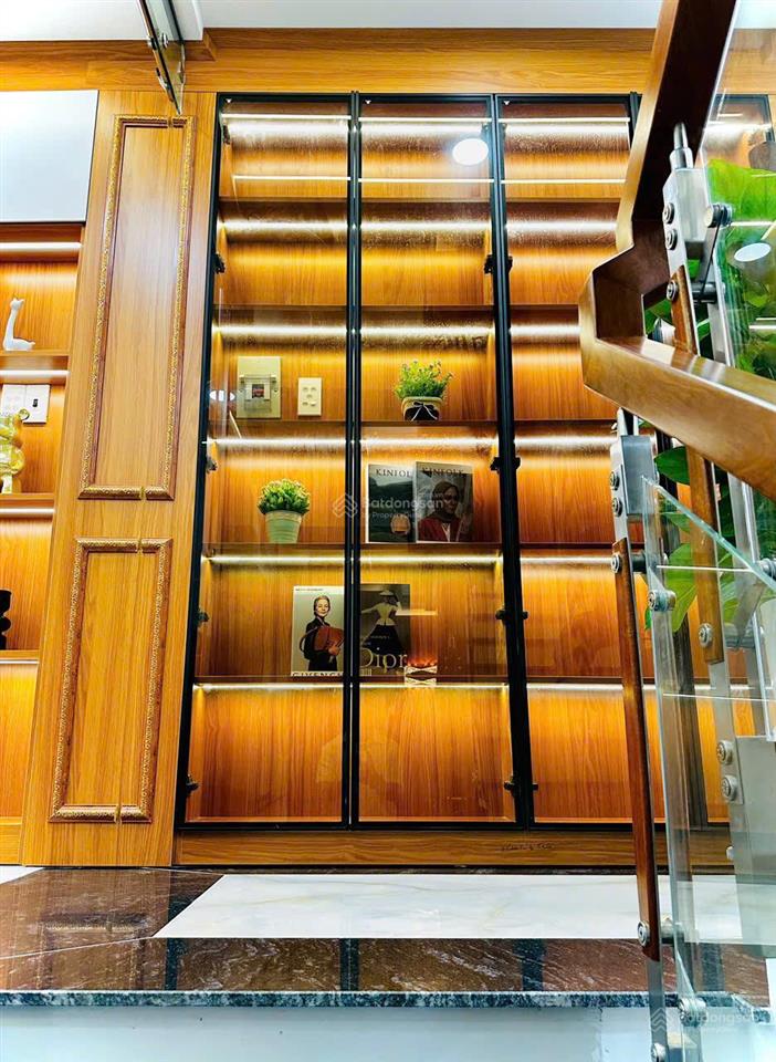Hàng hiếm tầm giá 2 tỷ. nhà hẻm 6m lê lai p3 gò vấp. hợp đồng thuê 12tr, sổ riêng sang tên ngay
