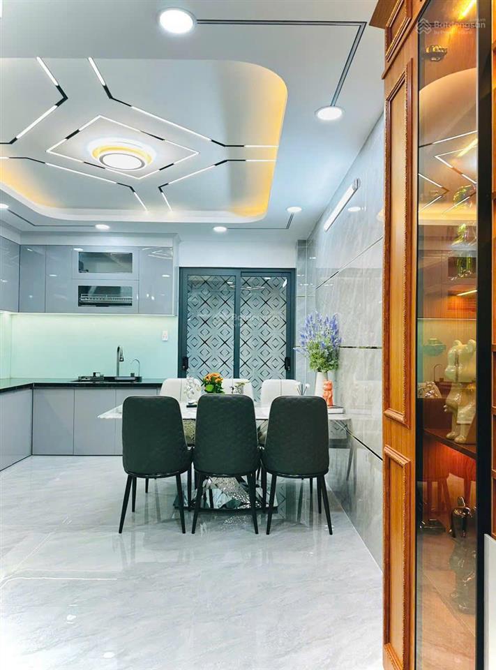 Hàng hiếm tầm giá 2 tỷ. nhà hẻm 6m lê lai p3 gò vấp. hợp đồng thuê 12tr, sổ riêng sang tên ngay