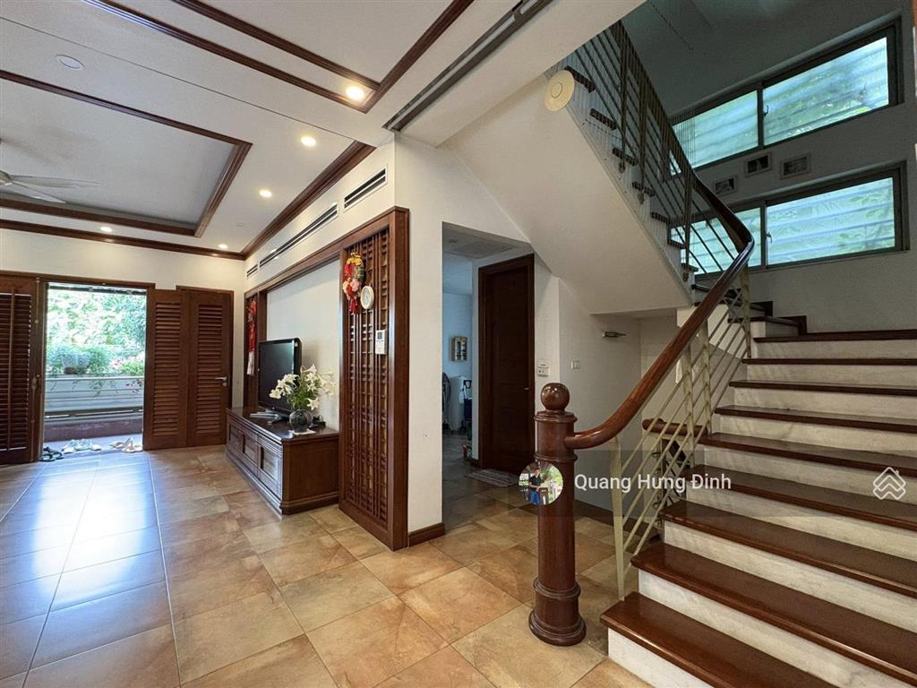 Bán liền kề văn khê hà đông, plo vỉa hè, thang máy, nội thất xịn, 83m2*5t mặt tiền 5m, giá 21 tỷ