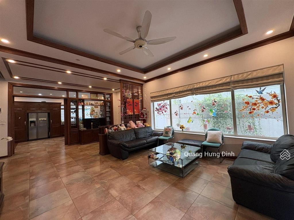 Bán liền kề văn khê hà đông, plo vỉa hè, thang máy, nội thất xịn, 83m2*5t mặt tiền 5m, giá 21 tỷ