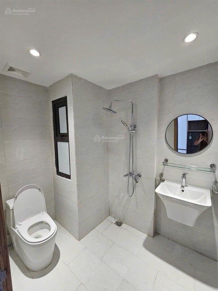 Bán gấp chung cư 8x plus trường chinh q12 dt 68m2  2pn/2wc  full nội thất  shr