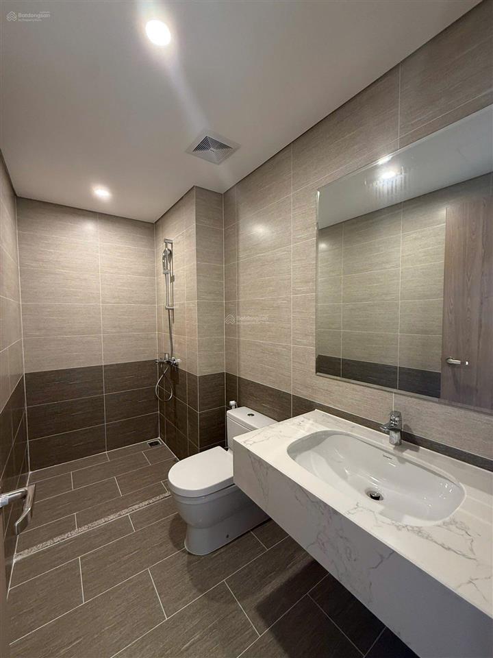 Bán chung cư osimi tower quận gò vấp, giá 2 tỷ 200 dt 70m2, 2pn/2wc  full nt  shr!