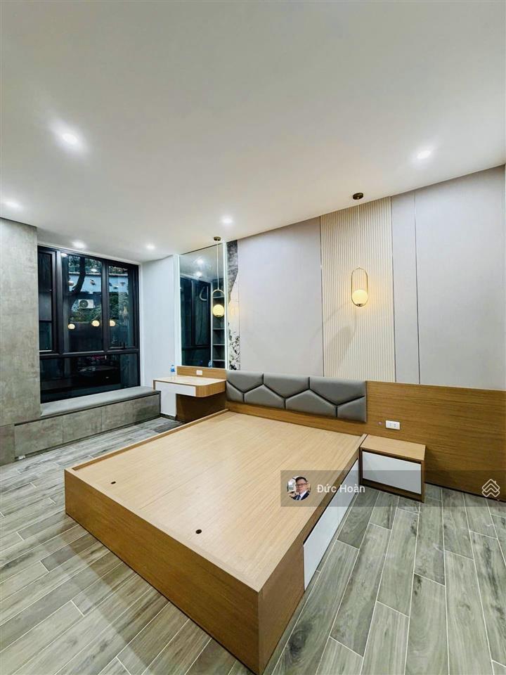 Bán nhà ngọc lâm 35m, full nội thất, gần mipec, cầu chương dương, sang phố nhanh chỉ hơn 7 tỷ