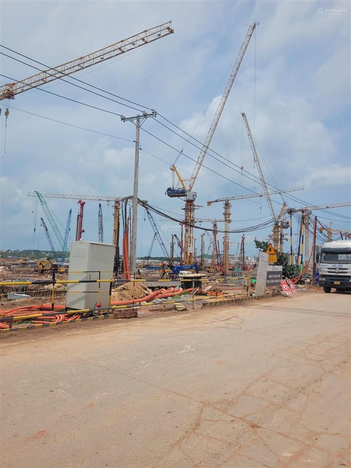 Chính chủ cần tiền bán gấp.đất tại an thơiphú quốc giá 1,3 tỷ, 315m2, chính chủ, uy tín