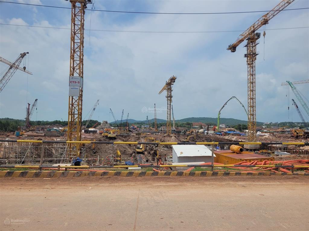 Chính chủ cần tiền bán gấp.đất tại an thơiphú quốc giá 1,3 tỷ, 315m2, chính chủ, uy tín