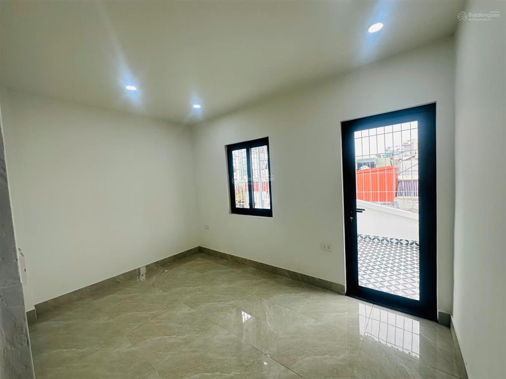Hiếm! nhà mới thuỵ khuê  30m ra hồ tây  5 tầng full nội thất  giá chỉ 7.3 tỷ