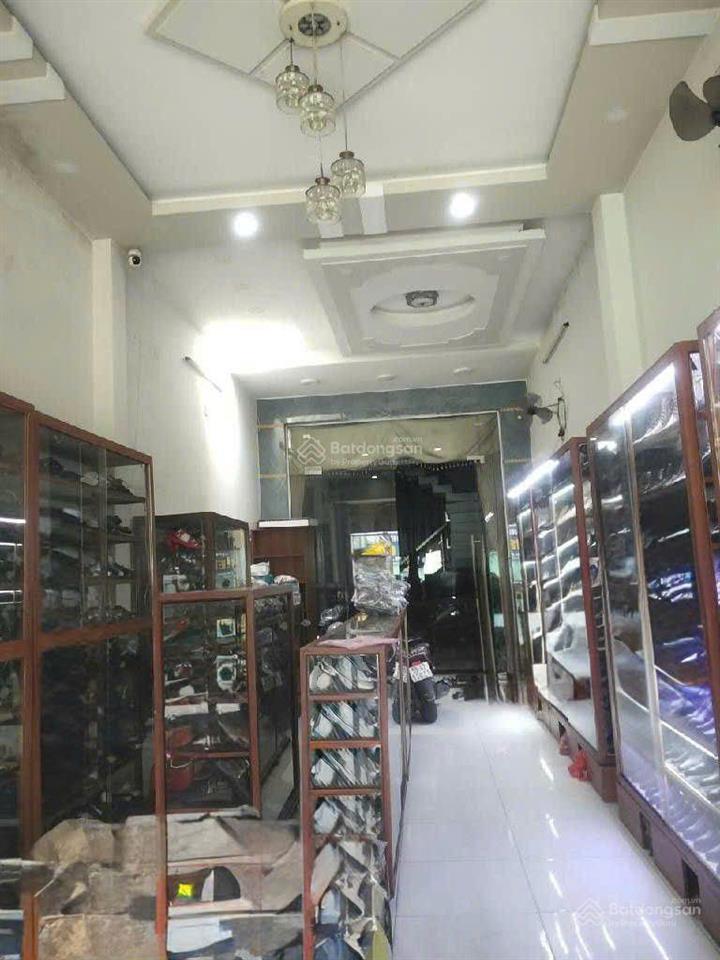 Nhà 4 tầng mặt tiền đường hiệp thành 13, phường hiệp thành, q12, dt 90m2 đường 12m giá 8,2tỷ