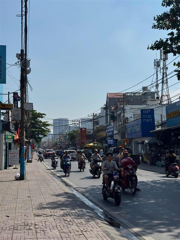 Bán nhà phố, mặt tiền ngang 6.2m dt hiếm 168m² vị trí đắc địa quận 9( thành phố thủ đức)hcm