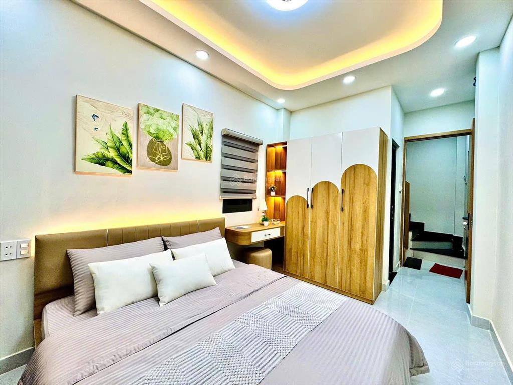 Bán nhà hẻm 5m kinh dương vương, 5 x 12, 4 tầng, 4pn có phòng trệt, vài bước ra phố ẩm thực phú lâm