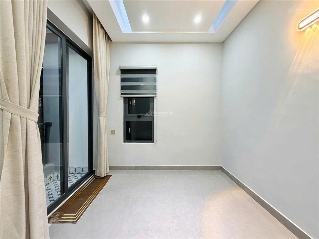Nhà mới ngay tân hoà đông, 52m2, 4 tầng btctc, 4 pn, hẻm rộng 5m gần mặt tiền, tiện cho thuê