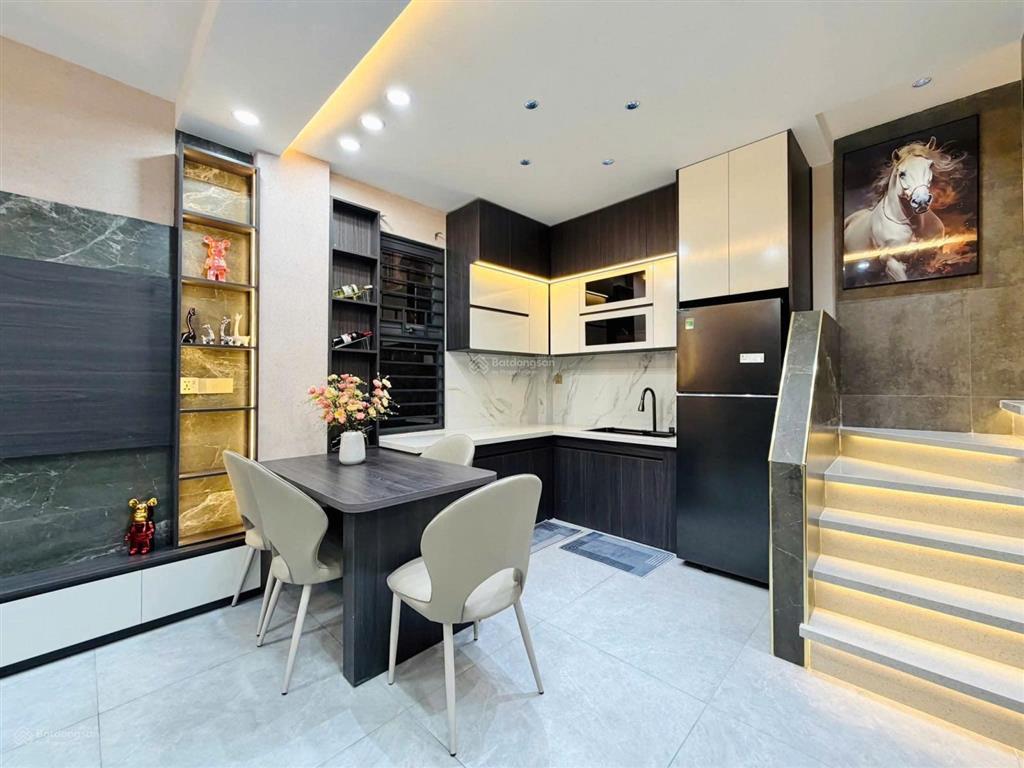 Nhà mới ngay tân hoà đông, 52m2, 4 tầng btctc, 4 pn, hẻm rộng 5m gần mặt tiền, tiện cho thuê