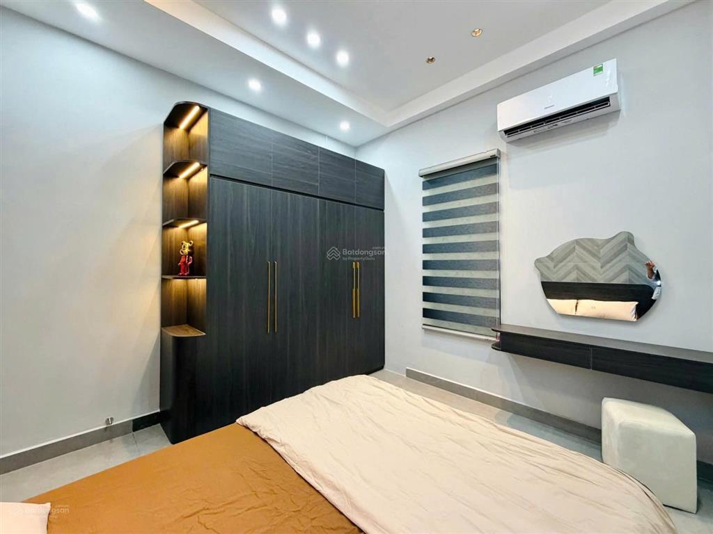 Nhà mới ngay tân hoà đông, 52m2, 4 tầng btctc, 4 pn, hẻm rộng 5m gần mặt tiền, tiện cho thuê