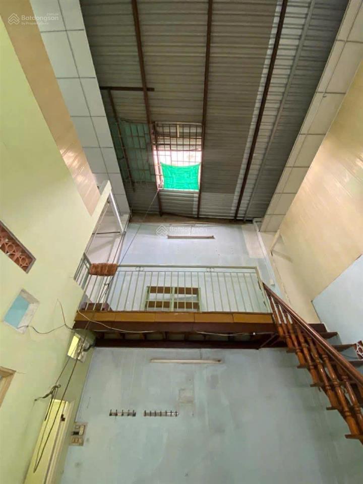 Đường 100 bình thới  quận 11  dtcn 88.8m²  ngang 4.4m*20  nở hậu * giá chỉ 9 tỷ tl