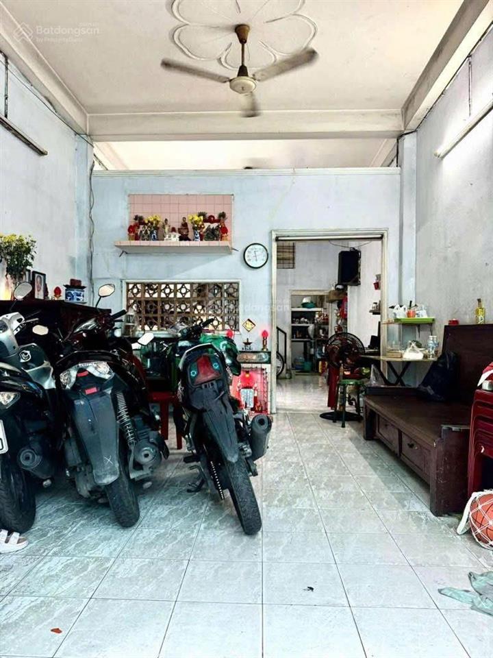 Khu kinh doanh sầm uất  nhật tảo  quận 11  52.4m² (4.1*13.7)  3 tầng  nở hậu *giá 7.x tỷ tl
