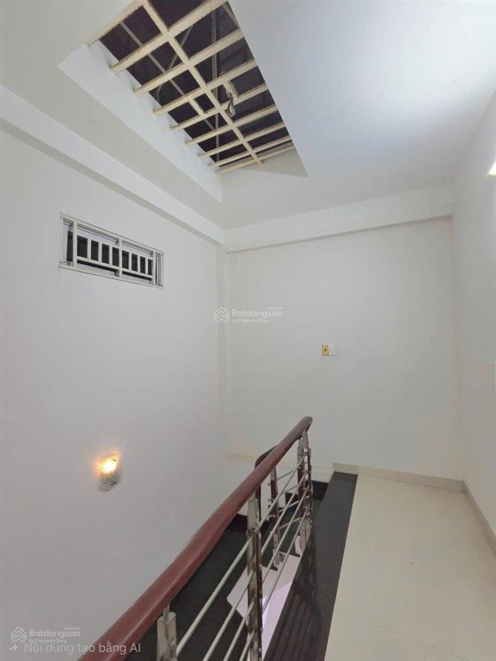 Nguyễn tri phương  quận 10  dtcn 38.5m ( 3.810 )  nở hậu  4 tầng  giá nhỉnh 9 tỷ tl