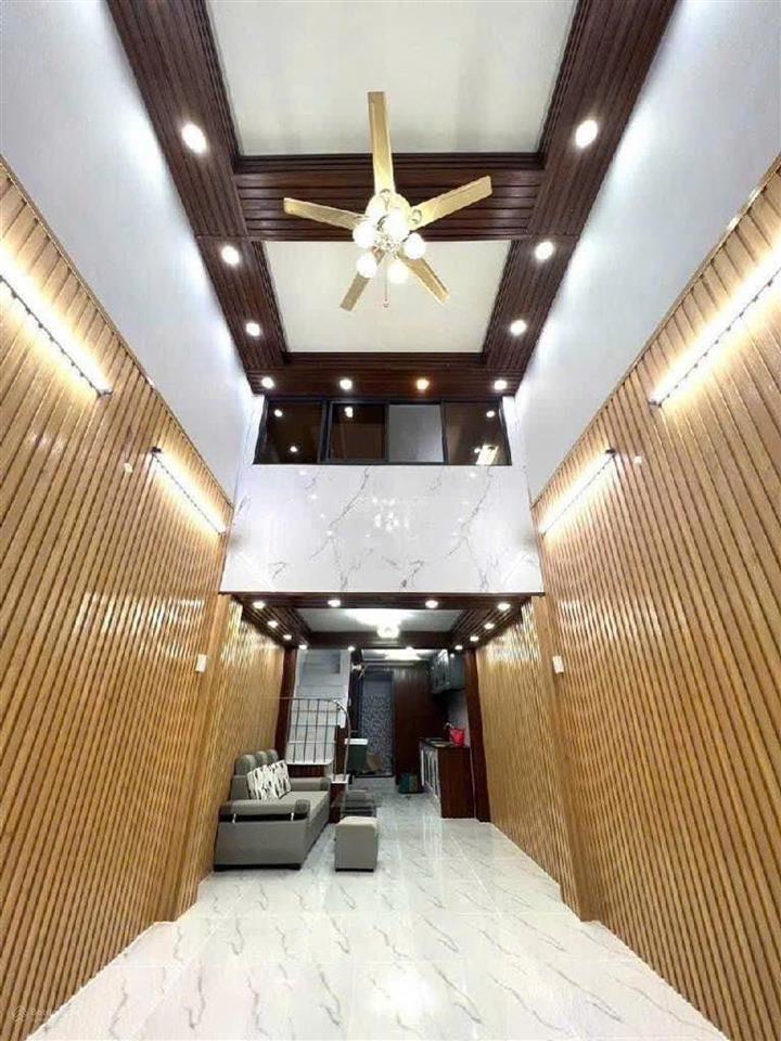 Hxh thông  xóm đất  quận 11  31m²(310)  4 tầng  giá 5.x tỷ tl