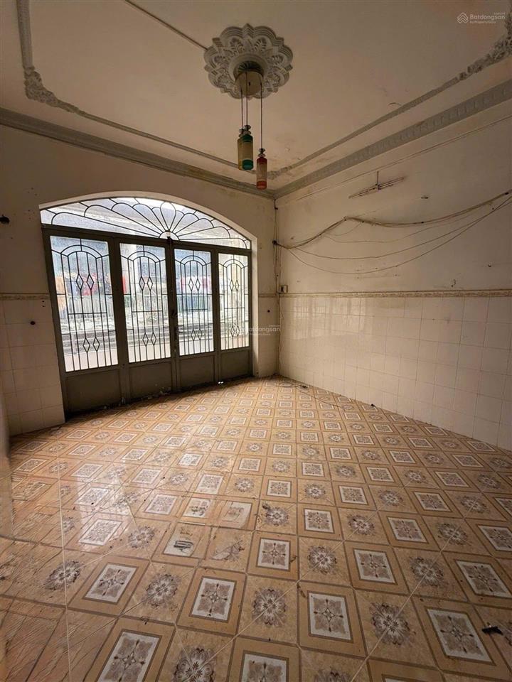Hồng bàng  quận 6  52m²(4.1x12.5)  3 tầng btct  4pn  g.iá 7 t.ỷ nhỉnh