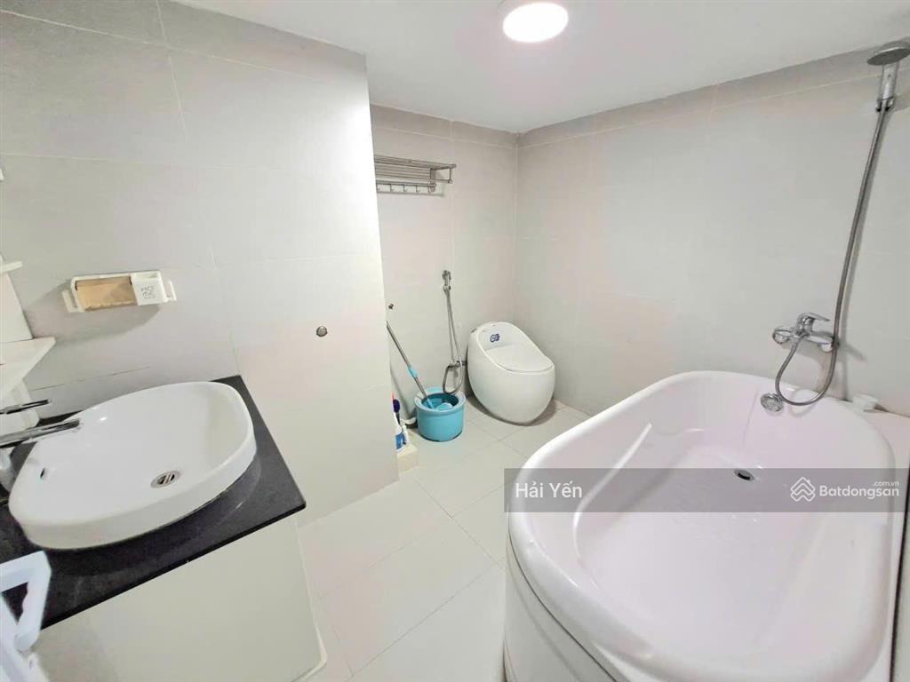 Bán căn hộ chung cư n02 phố chùa láng, đống đa, hà nội. dt 73m2 3 ngủ 2vs giá 6,95 tỷ