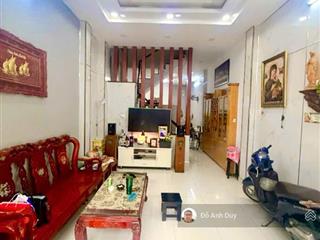 Nhà ngay cộng hoà , 70 m2 3 tầng ở ngay 7 tỷ hẻm trước nhà 5 m