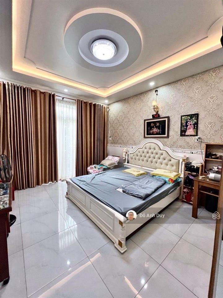 Nhà đẹp ngay cộng hoà ,60 m 3 tầng oto ngủ nhà 7 tỷ xíu