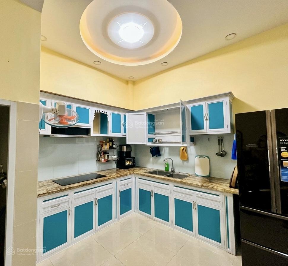Nhà đẹp 4 tầng btct, ngang bề thế 5m, hxh 8m thông,hồng bàng quận 6,chỉ 6,3 tỷ
