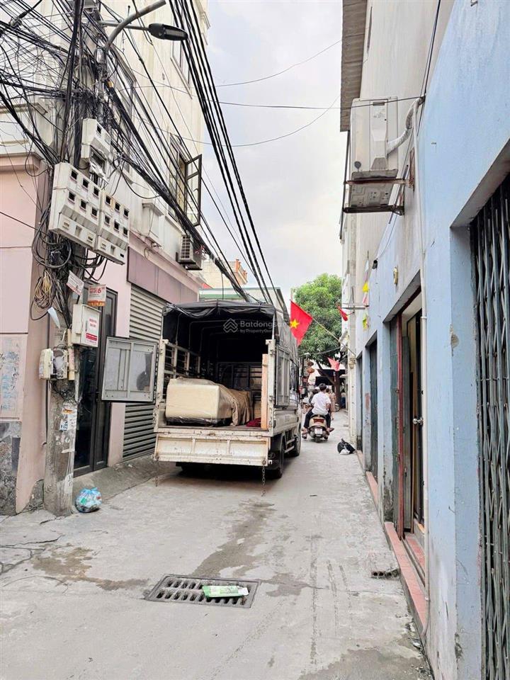 Nhà đông thiên  ngõ nông  gần phố  4 tầng  nhỉnh 7 tỷ