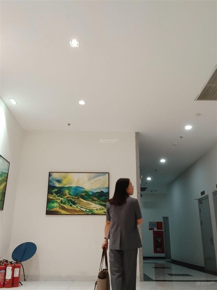 Bán căn chung cư eurowindow park 3 đông trù 2n2vs 4 tỷ bao phí