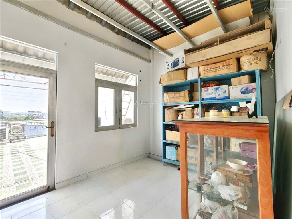 80m2*3 tầng hiệp phú quận 9, gần vincom lê văn việt, ngay ga metro vào nhà đẹp ở ngay chỉ 5,9 tỷ tl