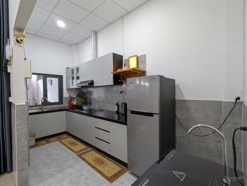 Nhà mặt tiền trục lê văn việt, tăng nhơn phú q9, vừa ở vừa kinh doanh, ngang 6,1m 3pn, chỉ 9,x tỷ