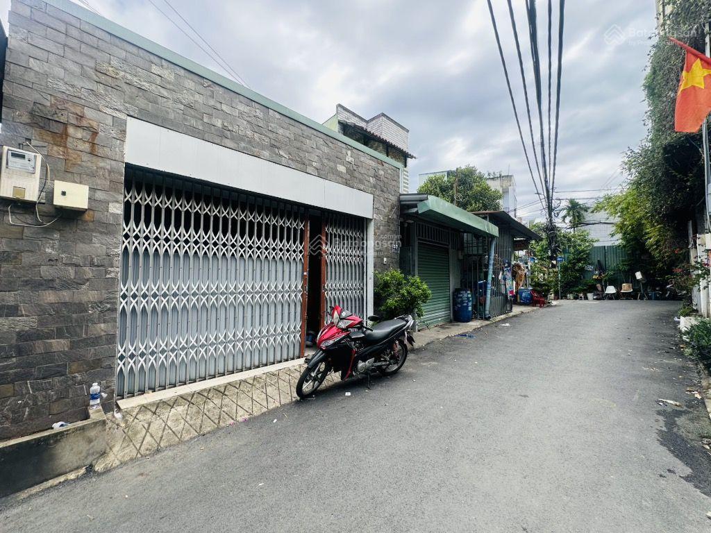 Giảm đậm sâu 2,4 tỷ mặt tiền tăng nhơn phú b quận 9 ra vincom lê văn việt 3 phút giảm còn 5,8 tỷ