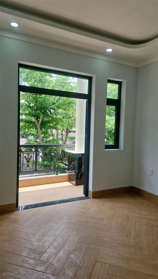 Nhà mới đẹp 4 tầng hẻm xe hơi thông ngay khu công nghệ tăng nhơn phú quận 9 chỉ nhỉnh 6,5 tỷ