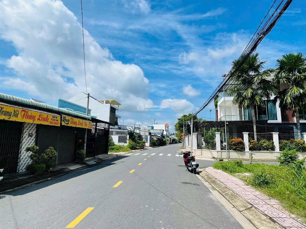 Cần xoay vốn bán nhanh 180m2 đất hnk đường trung lập thuộc trung lập thượng, giá 900tr, shr