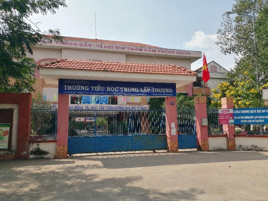 Đất hcm chưa đến 1tỷ cho 86m2 giáp kế bên chợ trung lập thượng thái mỹ củ chi. shr làm việc với chủ