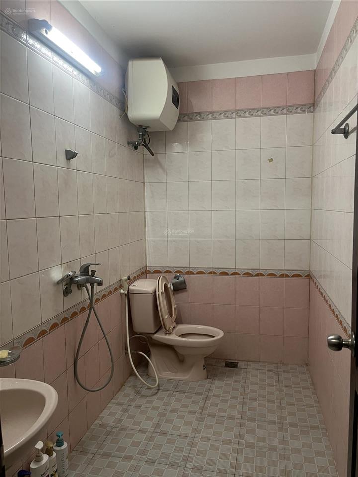 Chính chủ bán nhà diện tích sử dụng 70m2, diện tích sổ 53m2 tại ngõ 3 trần nhật duật, hà đông
