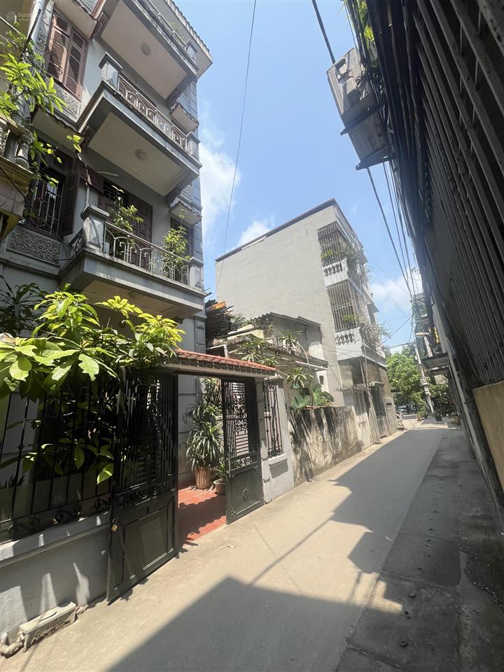 Chính chủ bán nhà diện tích sử dụng 70m2, diện tích sổ 53m2 tại ngõ 3 trần nhật duật, hà đông
