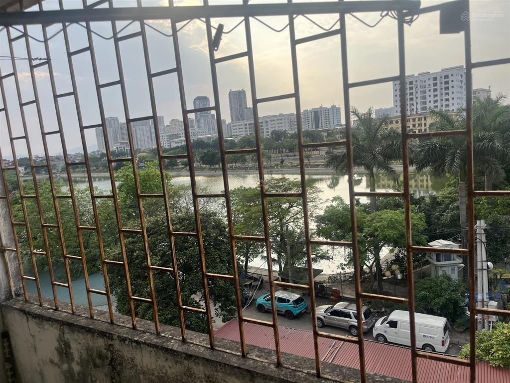 Chính chủ bán nhà diện tích sử dụng 70m2, diện tích sổ 53m2 tại ngõ 3 trần nhật duật, hà đông