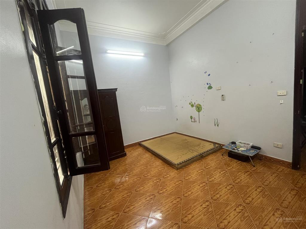 Chính chủ bán nhà diện tích sử dụng 70m2, diện tích sổ 53m2 tại ngõ 3 trần nhật duật, hà đông