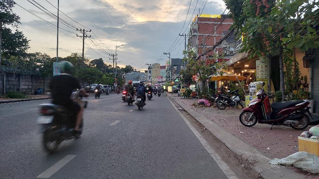 Bán nhà mặt tiền lê văn chí  thủ đức, kế võ văn ngân  210m2 (ngang lớn hiếm 7.1m) vuông a4